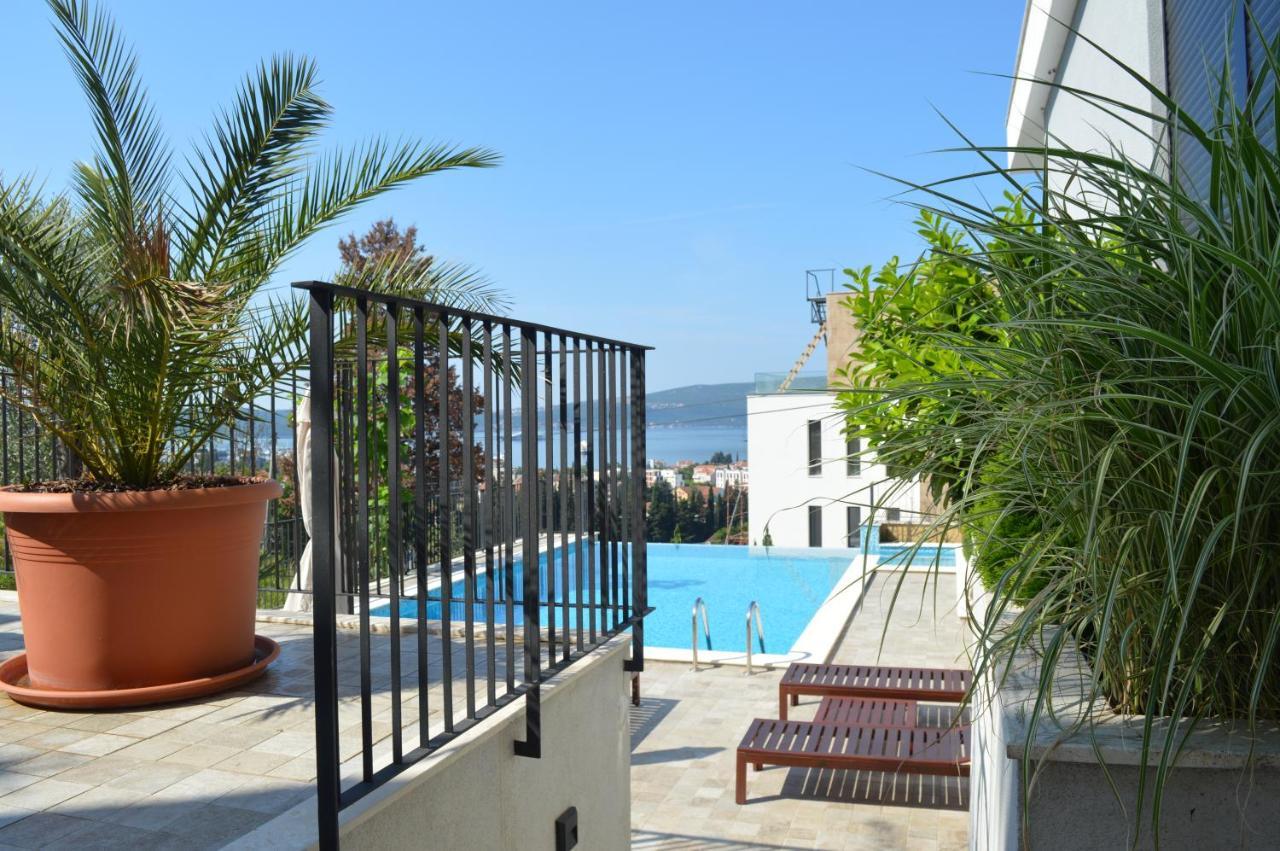 Apartment Line One Tivat Exterior foto